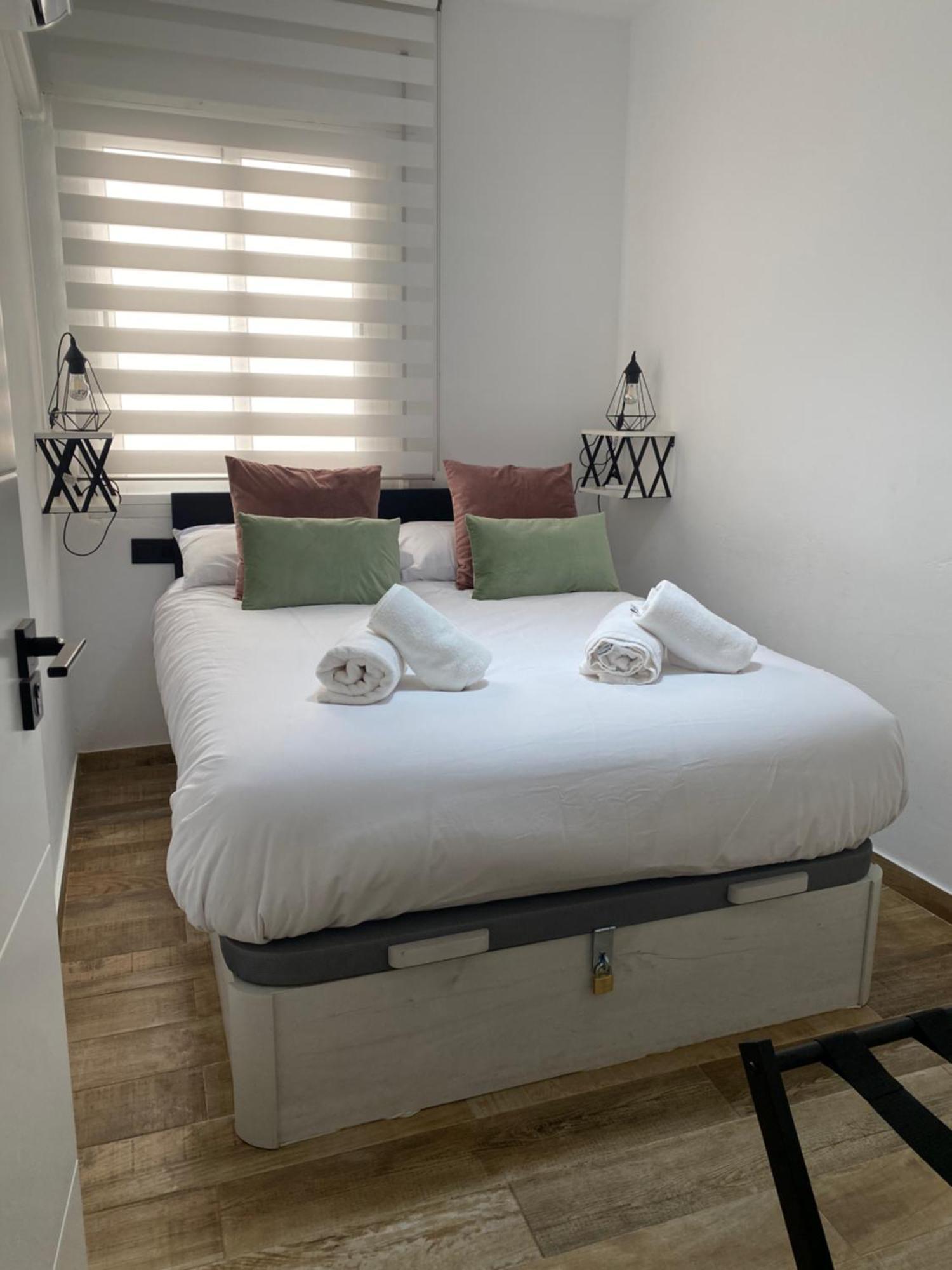 Gongora Home Con Parking Кордоба Екстериор снимка