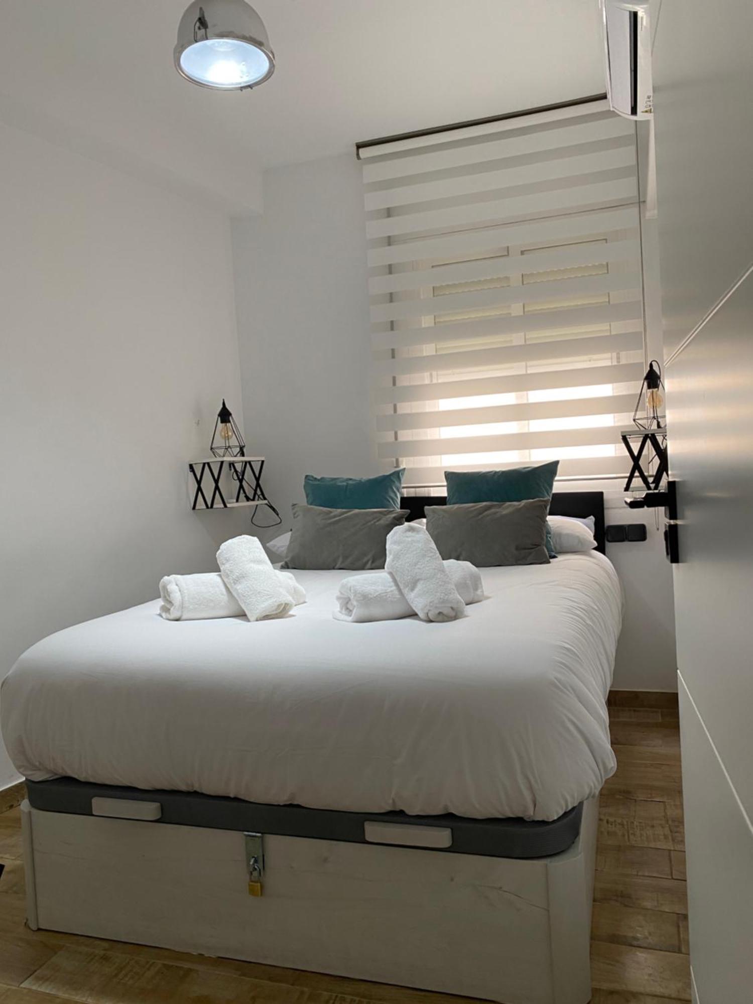 Gongora Home Con Parking Кордоба Екстериор снимка